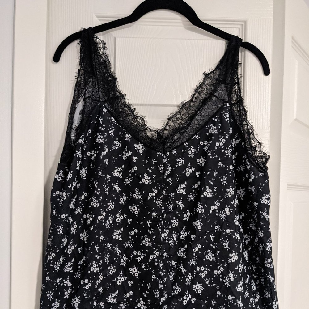 Lace trimmed camisole